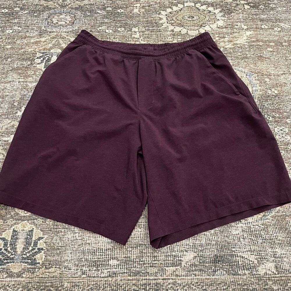 Lululemon Pace Breaker Short *Linerless 9" Dark Adobe Mens L